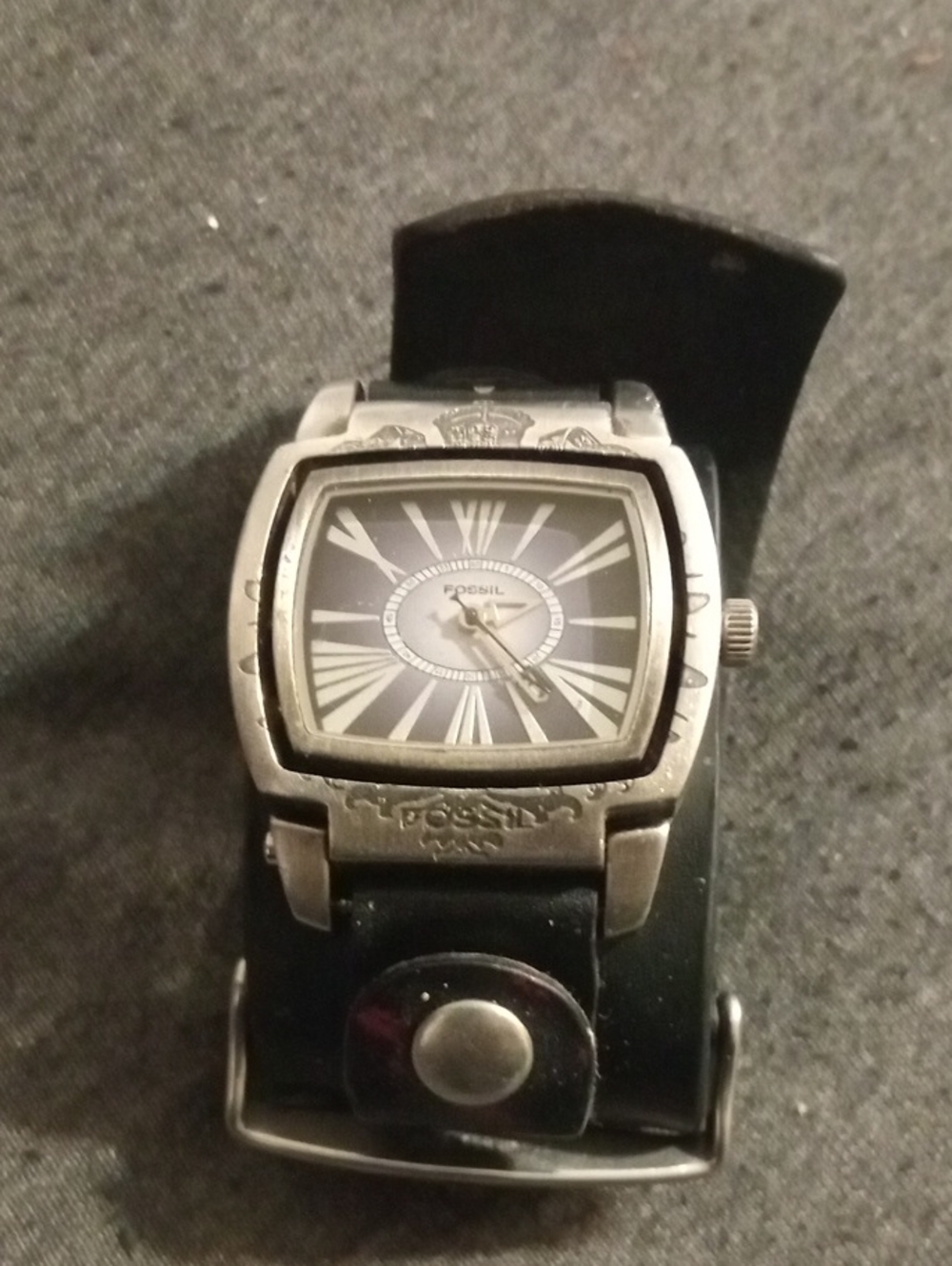 Fossil Flip  Men’s Black Genuine Leather Watch with Silver Case